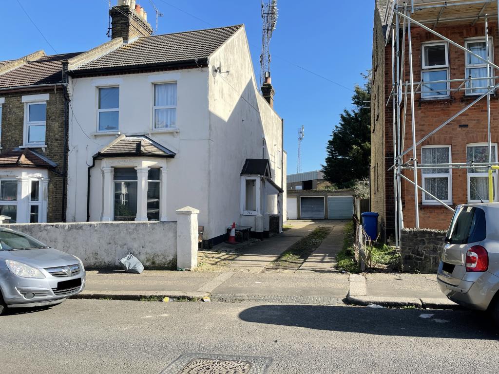 Lot: 49 - TWO VACANT GARAGES FOR INVESTMENT OR STORAGE - Library photograph taken 2021